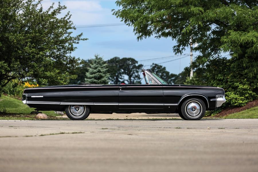  Chrysler 300L Convertible (AC2-P C45) 1965 года  (фото 8 из 30)